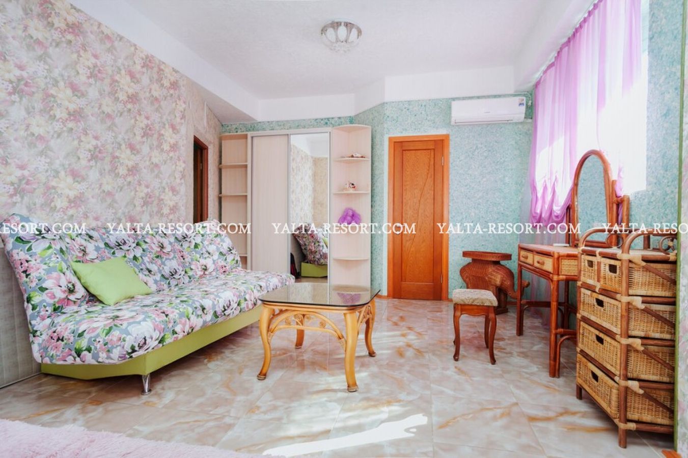 апартаменты family. апарт-отель family alley. ялта фэмили апартамент. апартаменты family. Family lab ул.